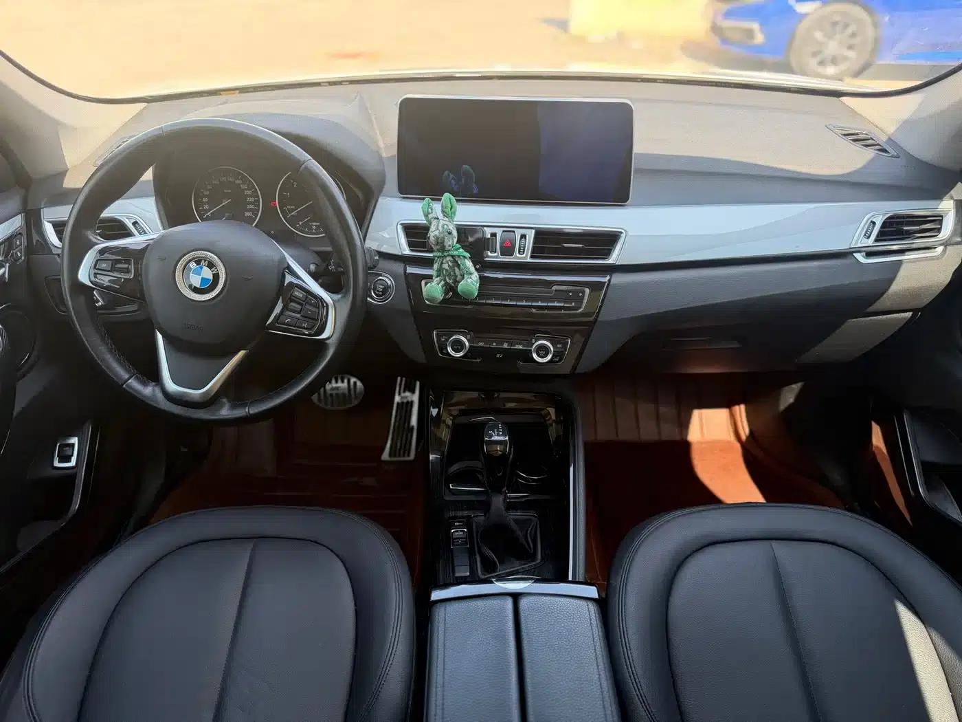 BMW X1 2018 sDrive20Li Leading Edition — миниатюра 5