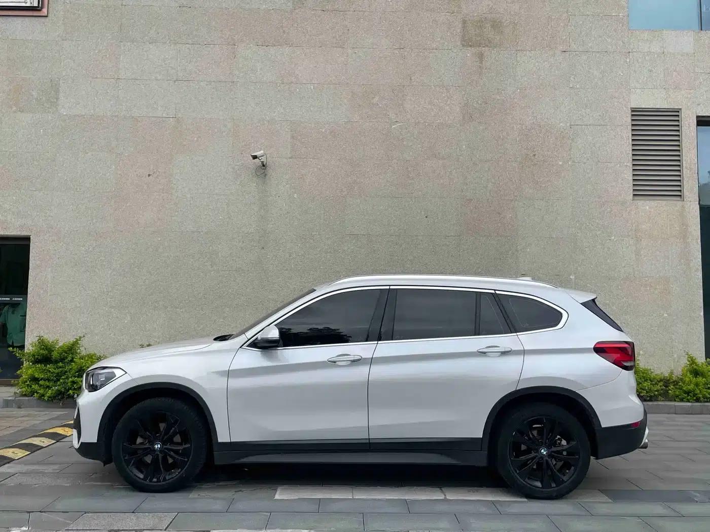 BMW X1 2022 sDrive20Li Fashion Edition — миниатюра 11