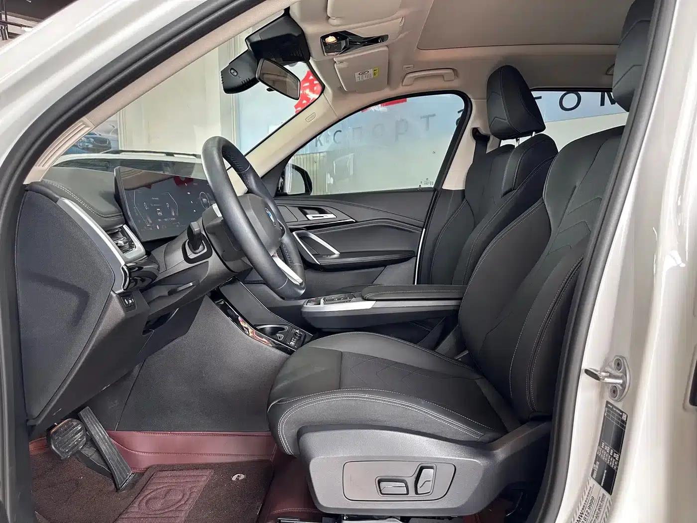 2023 BMW X1 sDrive20Li X Design Package — миниатюра 15