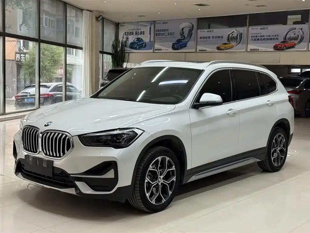 BMW X1 2022 sDrive20Li Fashion Edition — миниатюра 1