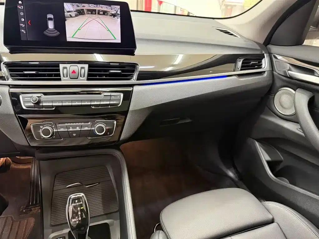 BMW X1 2022 sDrive20Li Fashion Edition — миниатюра 12