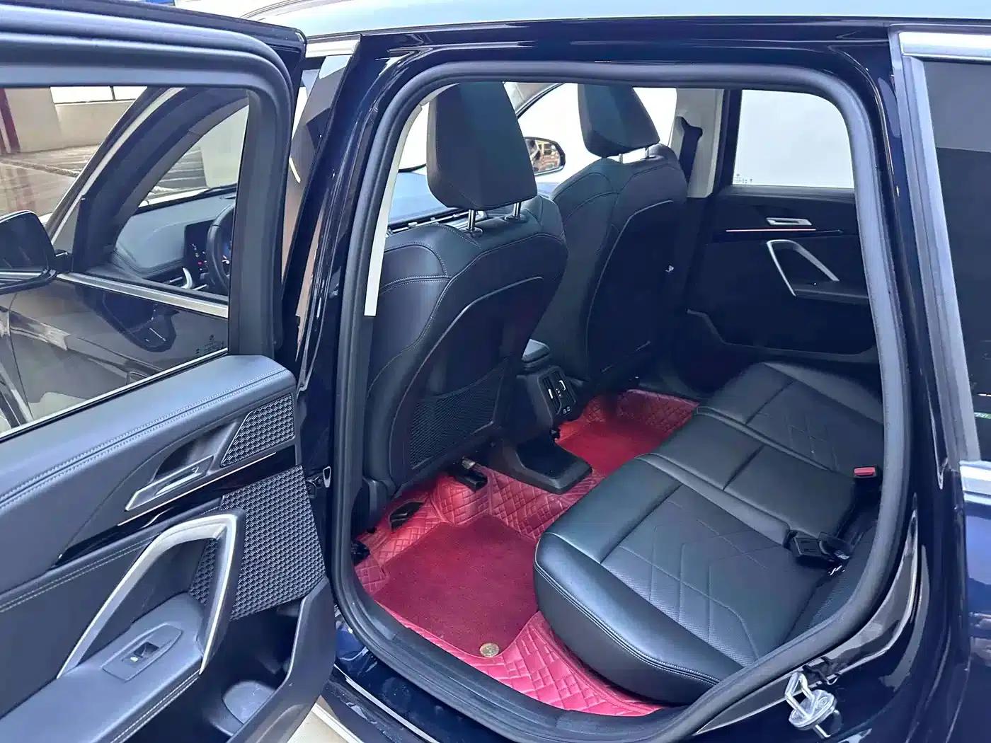 2023 BMW X1 sDrive20Li X Design Package — миниатюра 11