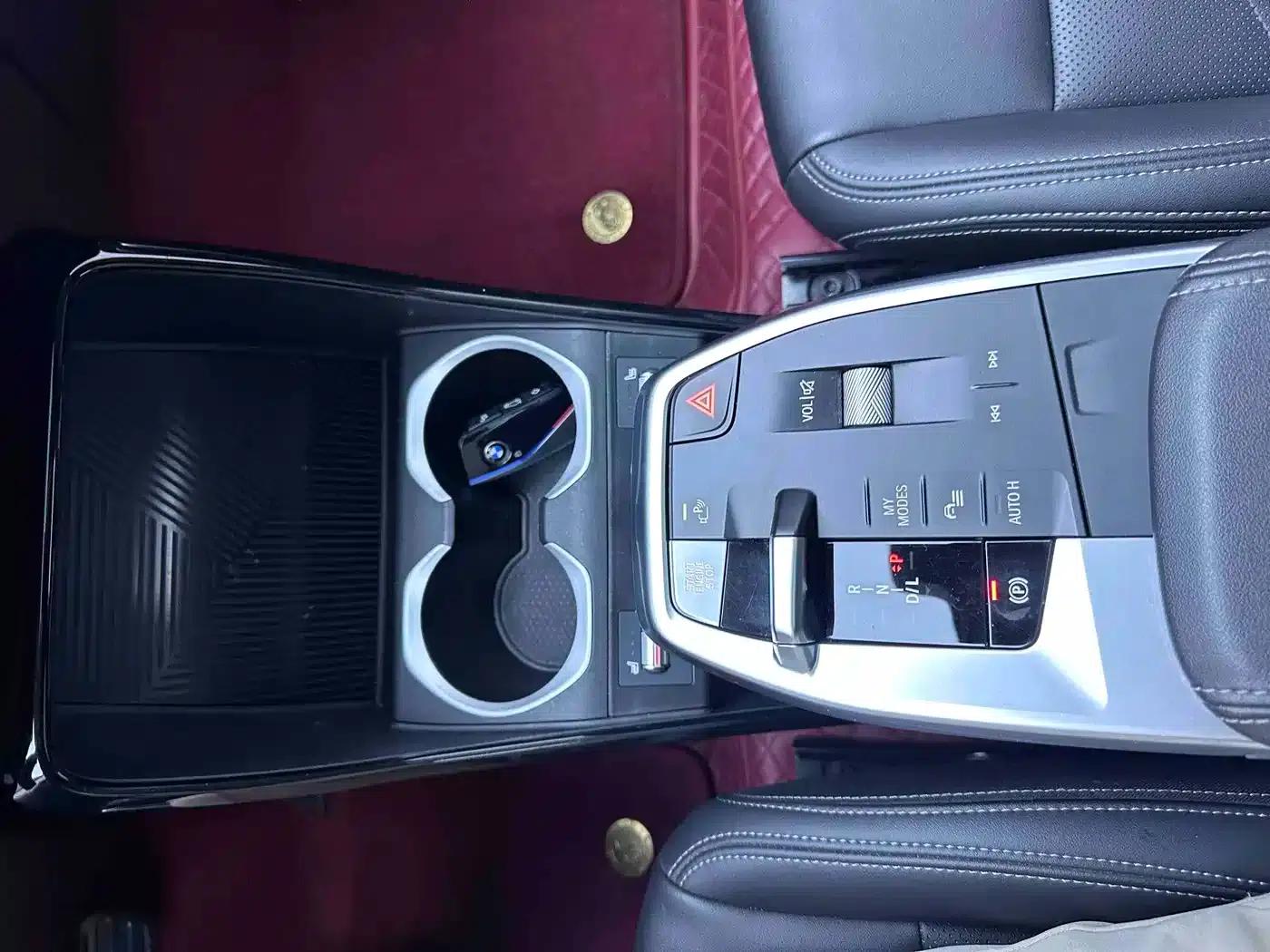 2023 BMW X1 sDrive20Li X Design Package — миниатюра 15