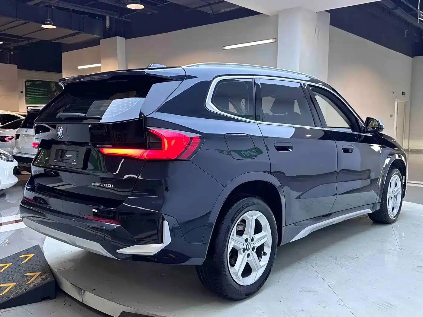 2023 BMW X1 sDrive20Li X Design Package — миниатюра 6