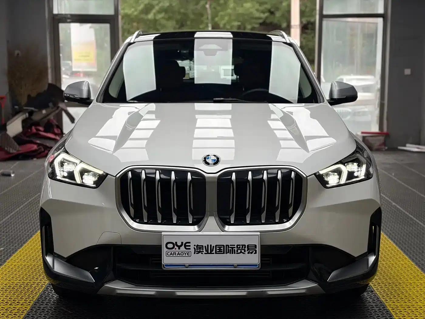 2023 BMW X1 sDrive20Li X Design Package — миниатюра 2