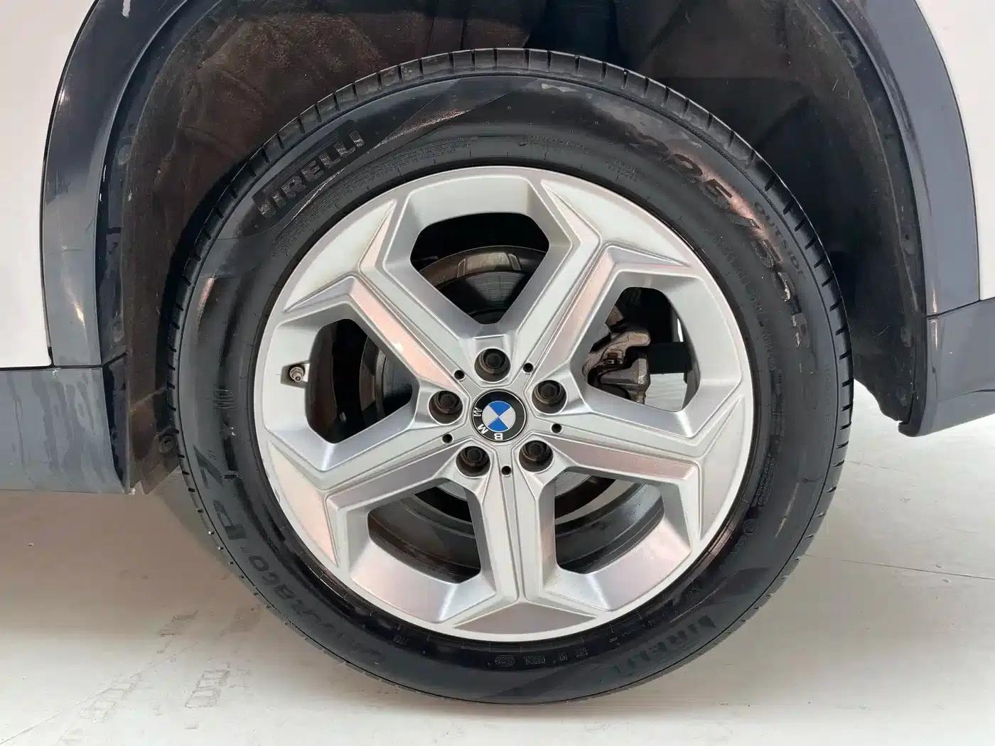 2023 BMW X1 sDrive20Li X Design Package — миниатюра 13