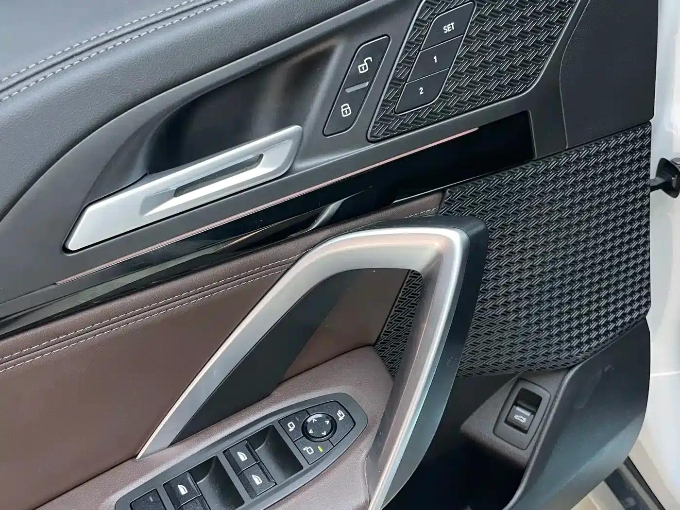 2023 BMW X1 sDrive20Li X Design Package — миниатюра 19