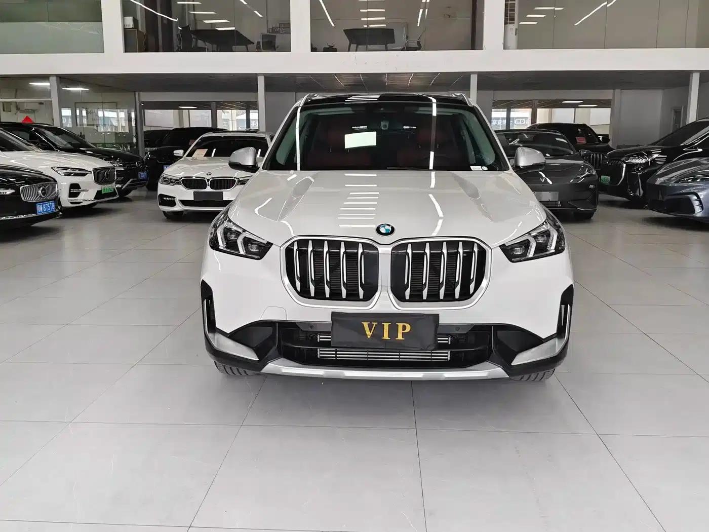 2023 BMW X1 sDrive20Li X Design Package — миниатюра 2