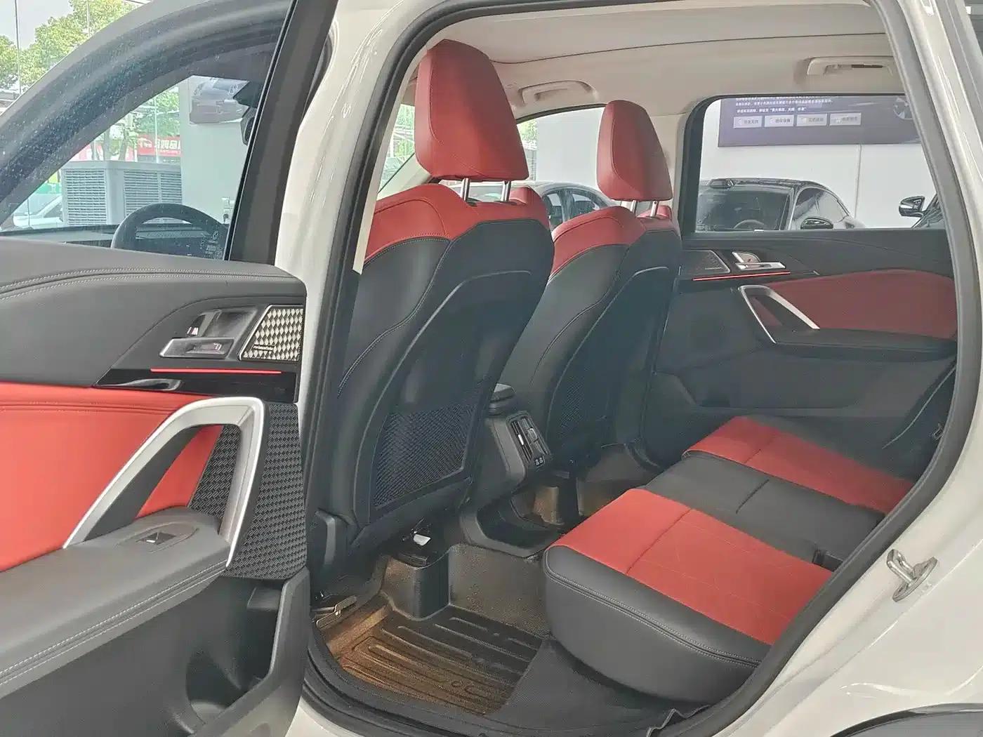 2023 BMW X1 sDrive20Li X Design Package — миниатюра 11