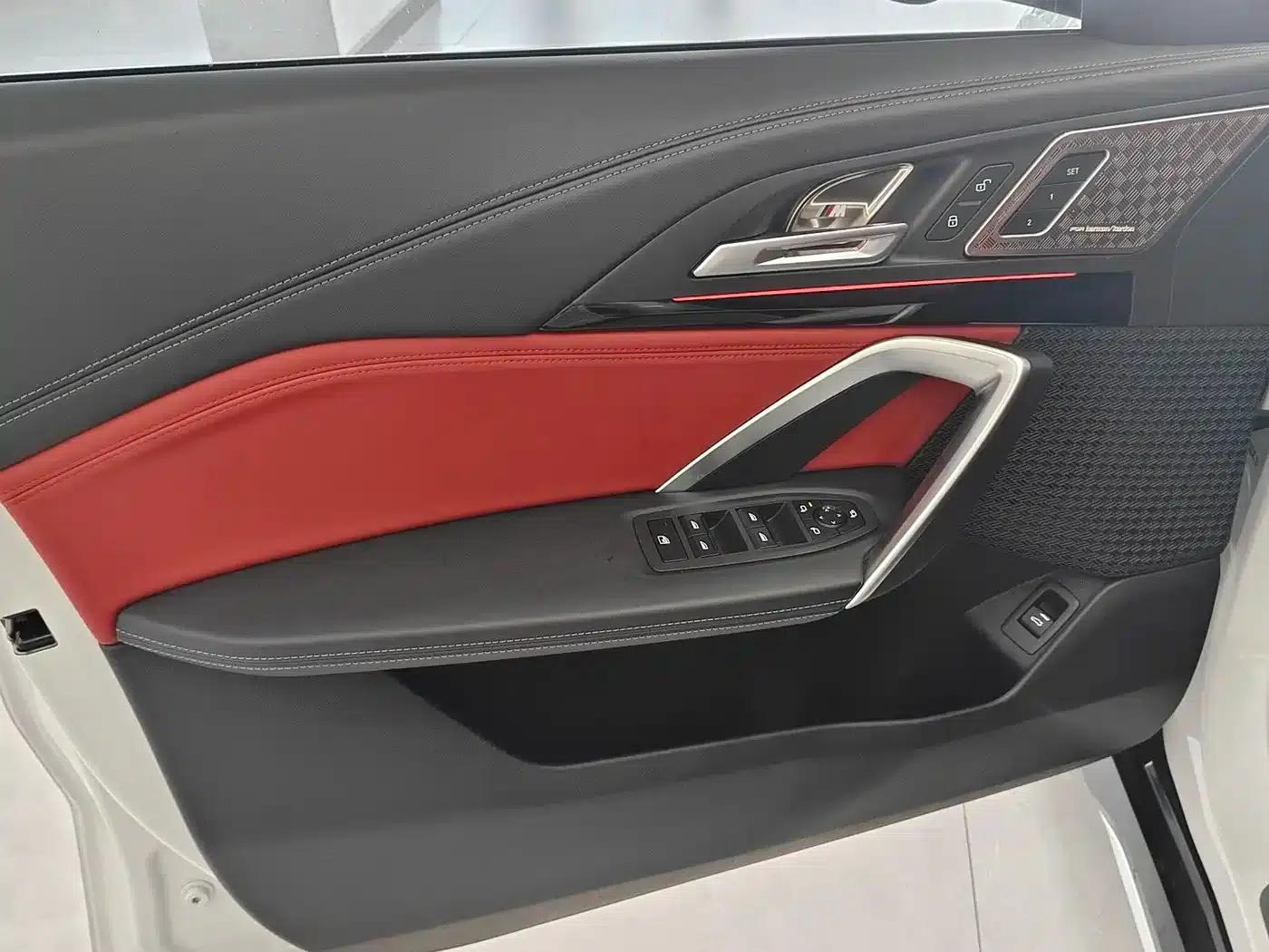 2023 BMW X1 sDrive20Li X Design Package — миниатюра 4