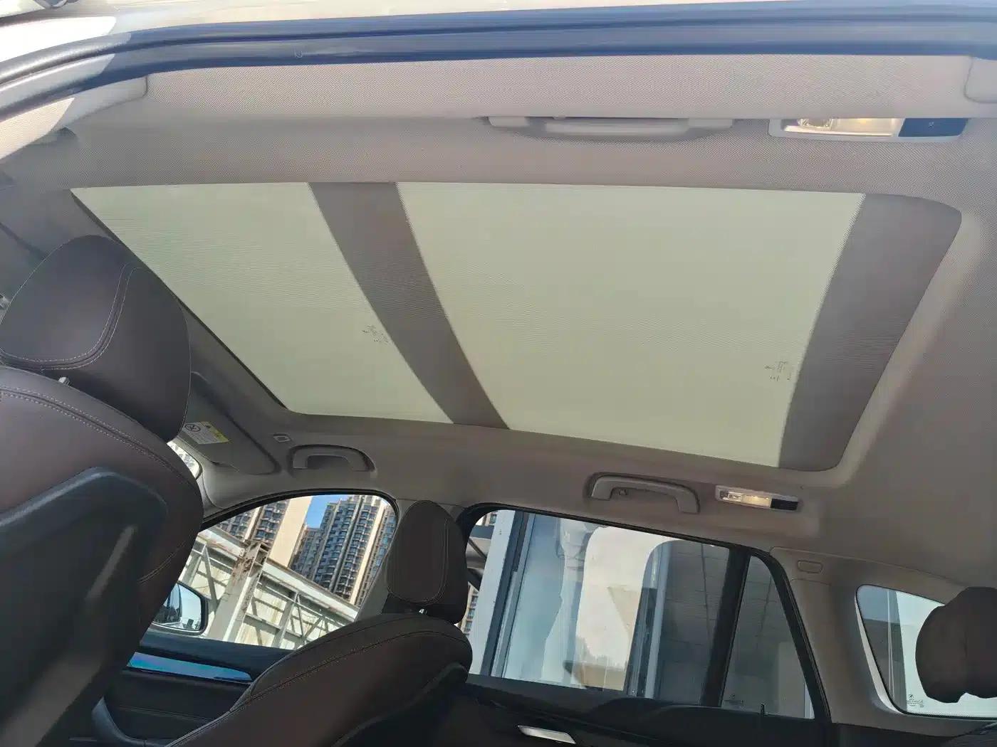 BMW X1 2021 sDrive25Li Leading Edition — миниатюра 17