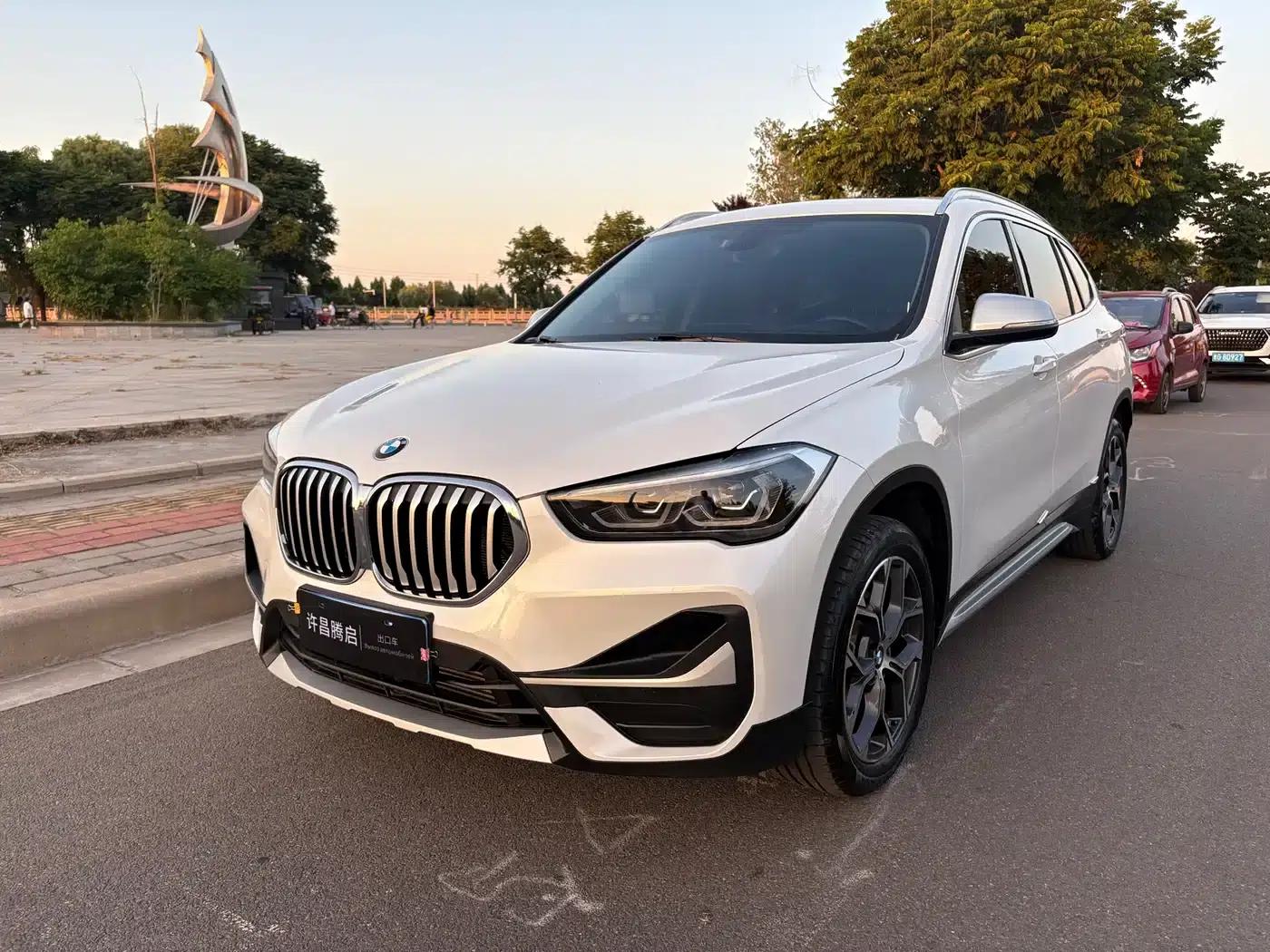 BMW X1 2022 sDrive20Li Fashion Edition — миниатюра 1