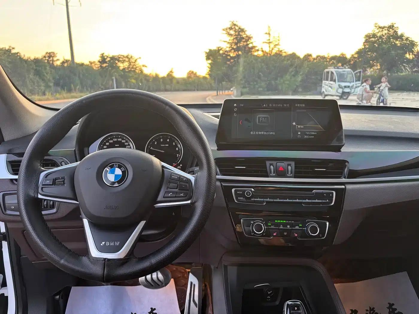 BMW X1 2022 sDrive20Li Fashion Edition — миниатюра 11