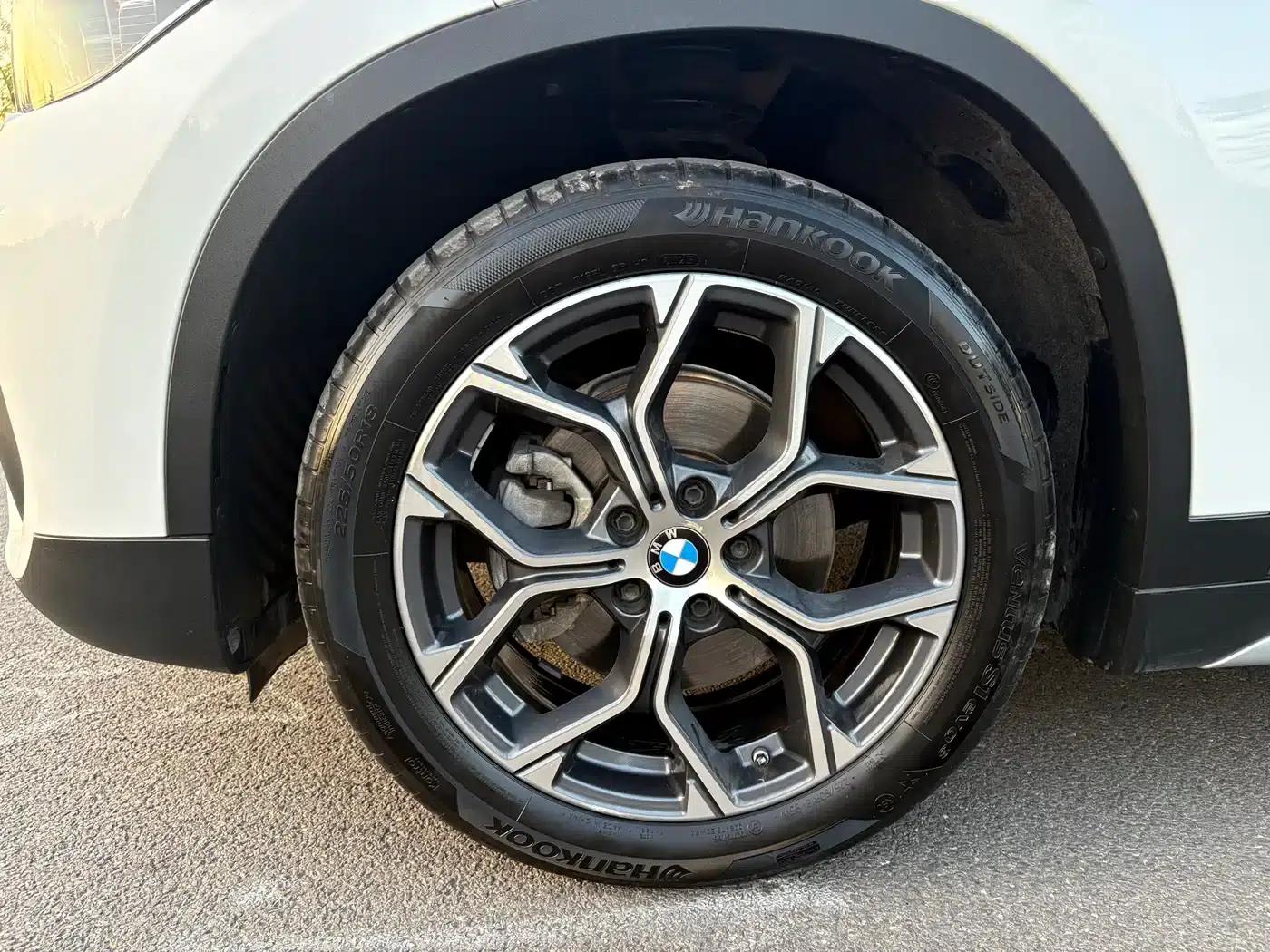 BMW X1 2022 sDrive20Li Fashion Edition — миниатюра 25