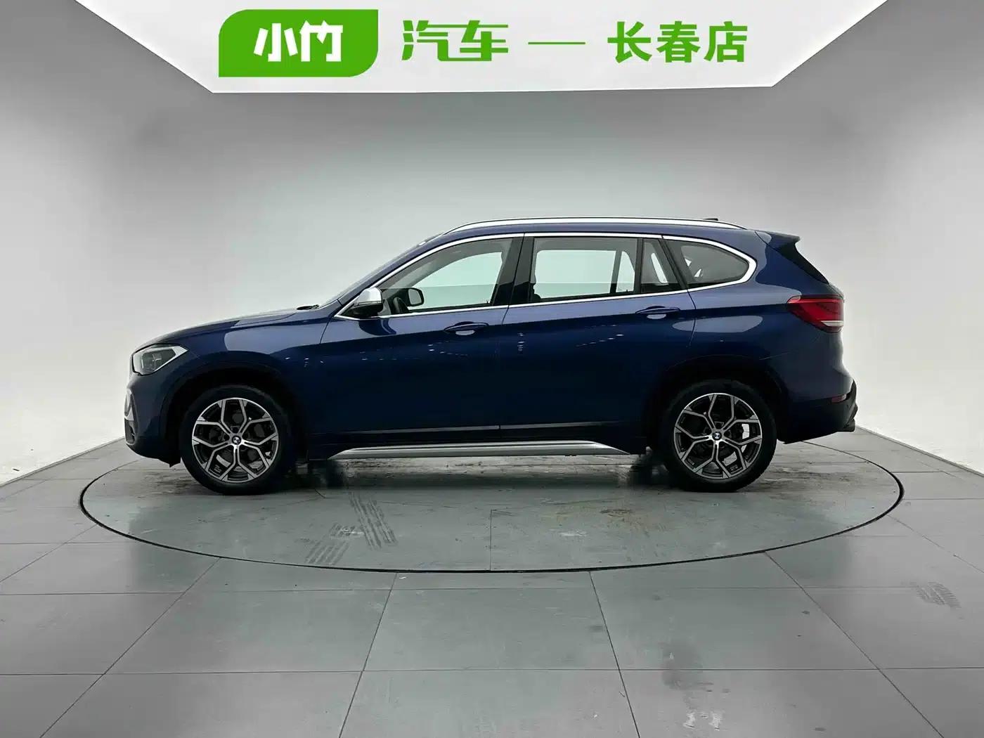 BMW X1 2022 sDrive20Li Fashion Edition — миниатюра 3