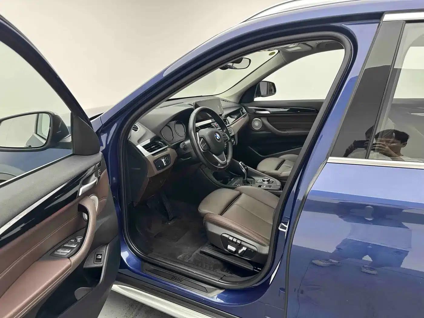 BMW X1 2022 sDrive20Li Fashion Edition — миниатюра 9