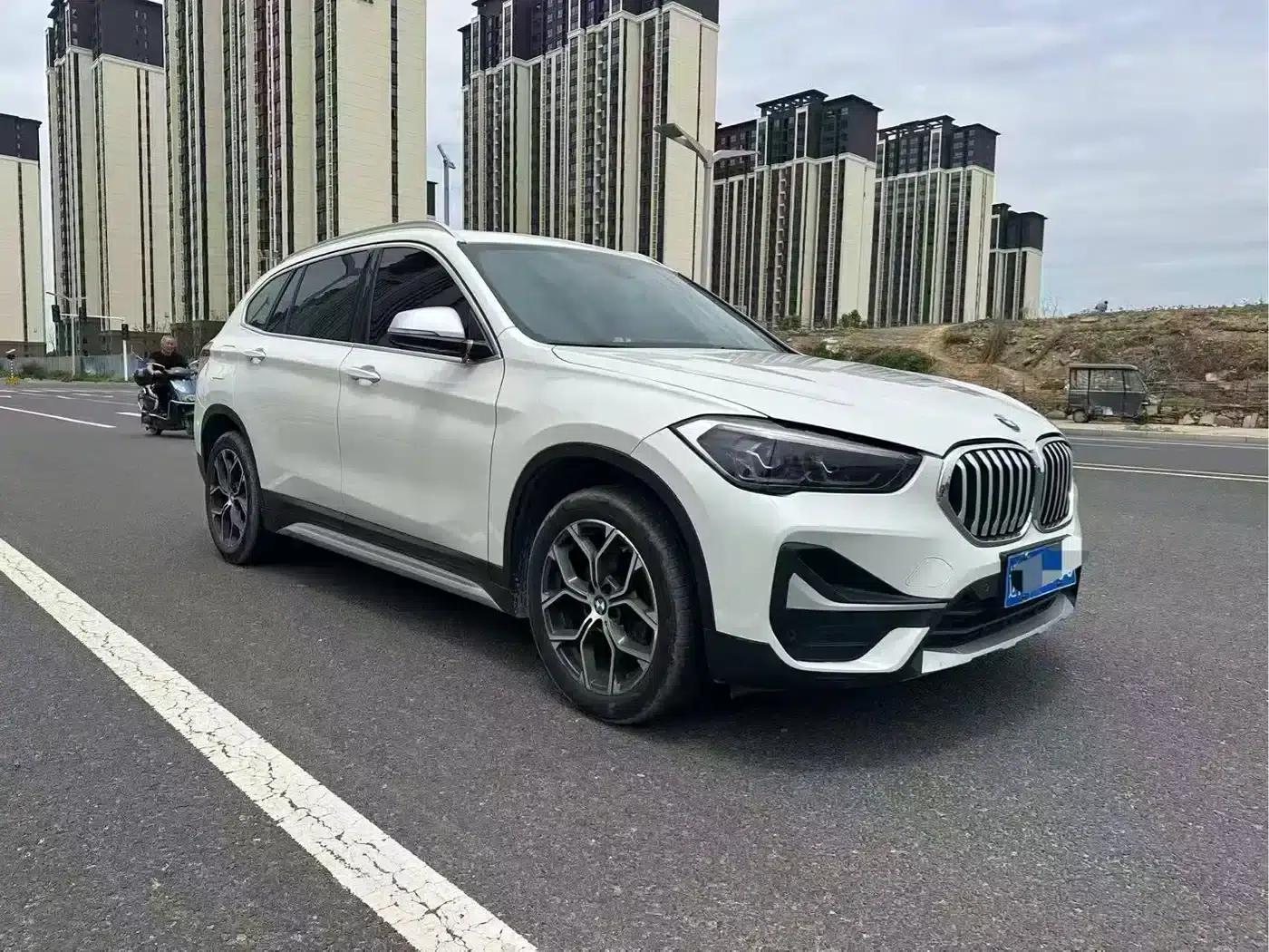 BMW X1 2021 Facelift sDrive20Li Premium — миниатюра 3