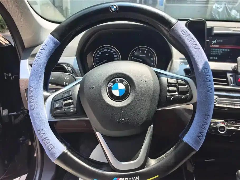 BMW X1 2019 xDrive20Li Luxury — миниатюра 15