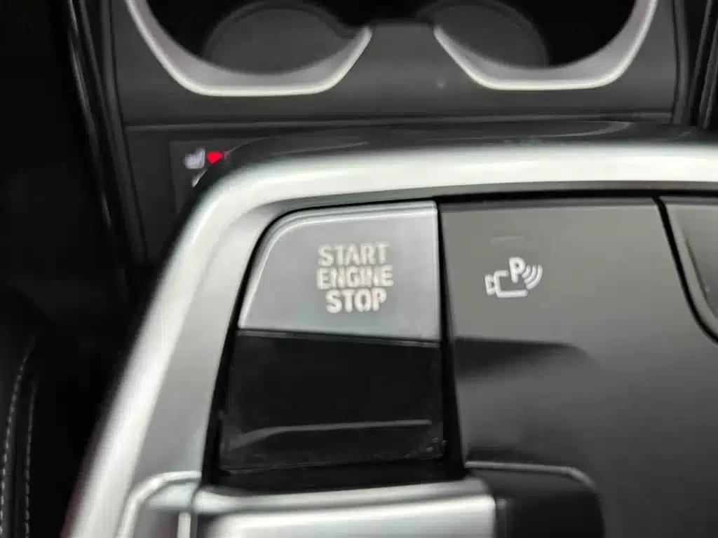 2023 BMW X1 sDrive20Li X Design Package — миниатюра 4