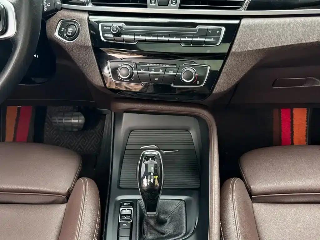 BMW X1 2020 sDrive20Li Fashion Edition — миниатюра 17
