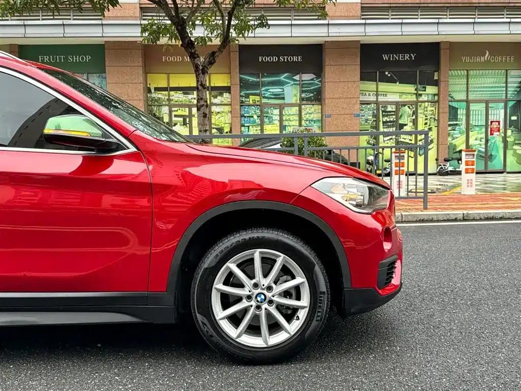 BMW X1 2018 sDrive18Li Fashion Edition — миниатюра 6