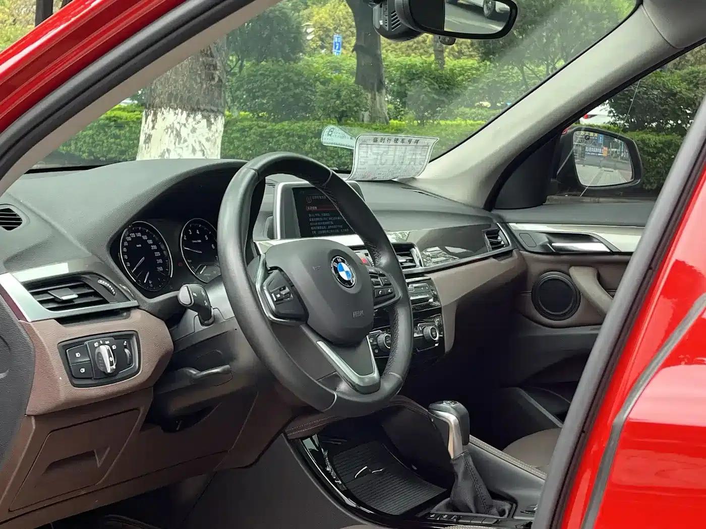 BMW X1 2019 sDrive18Li Premium — миниатюра 14