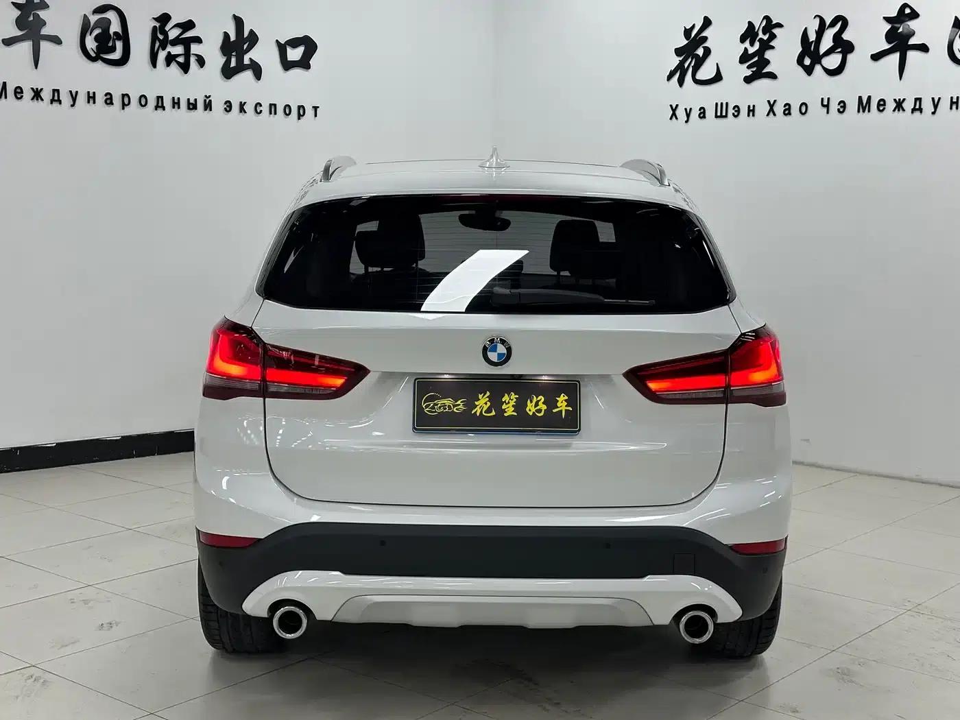 BMW X1 2022 sDrive20Li Fashion Edition — миниатюра 6