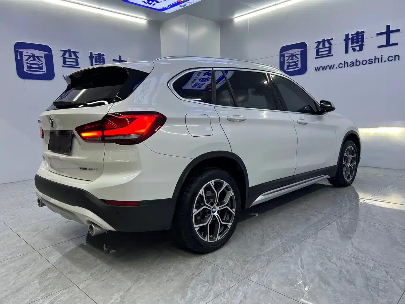 BMW X1 2022 sDrive20Li Fashion Edition — миниатюра 15