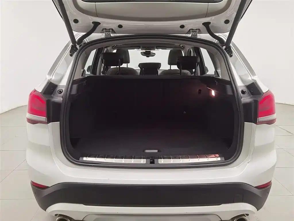 BMW X1 2021 sDrive20Li Premium — миниатюра 16