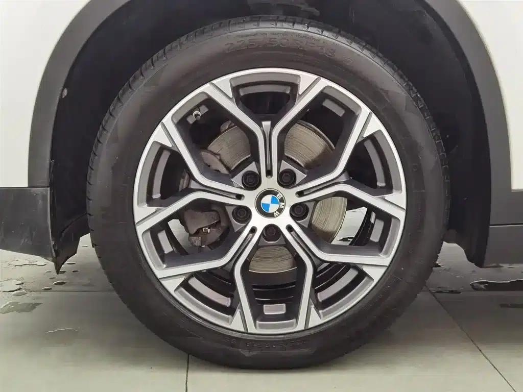BMW X1 2021 sDrive20Li Premium — миниатюра 17