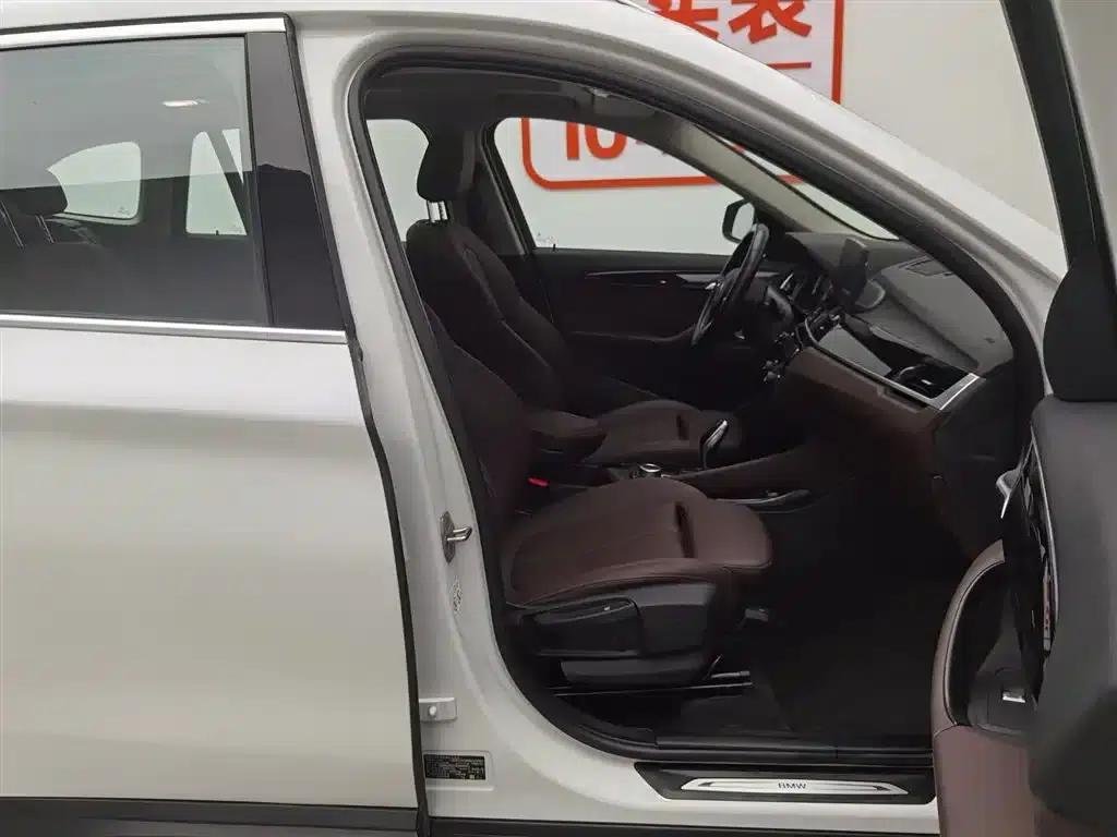 BMW X1 2021 sDrive20Li Premium — миниатюра 23