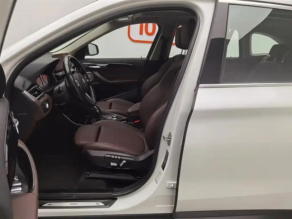 BMW X1 2021 sDrive20Li Premium — миниатюра 10