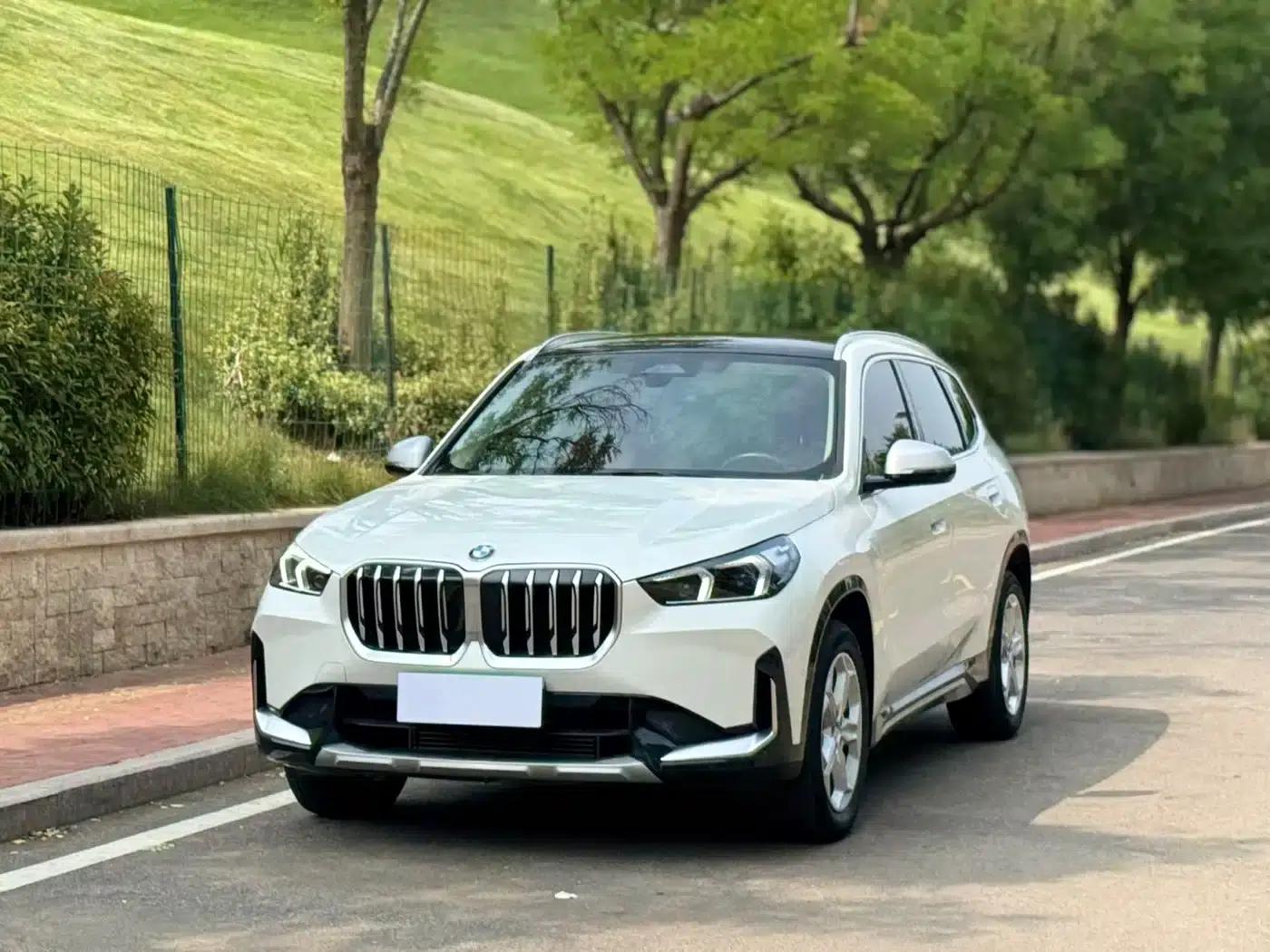 2023 BMW X1 sDrive20Li X Design Package — миниатюра 1