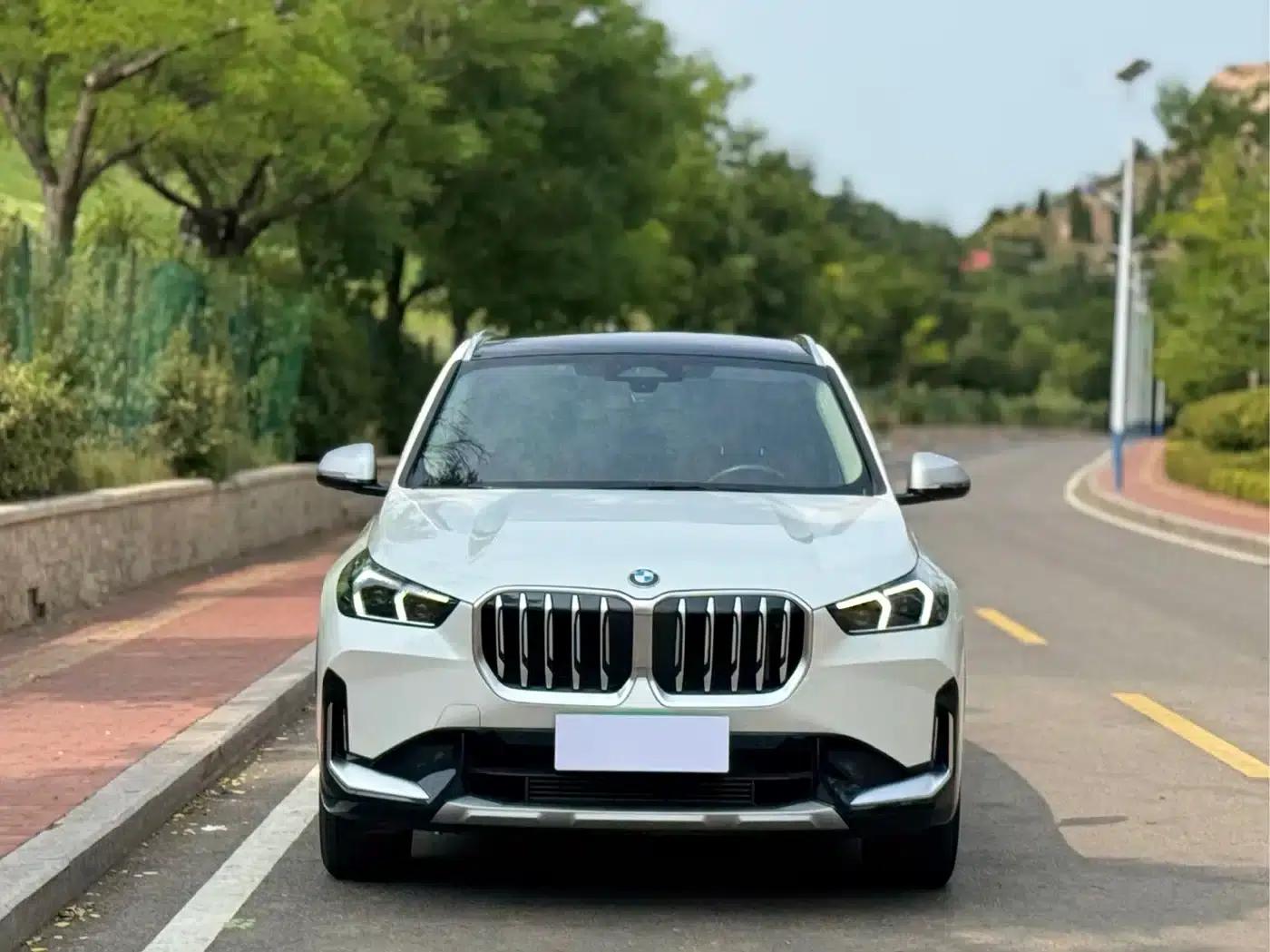 2023 BMW X1 sDrive20Li X Design Package — миниатюра 2
