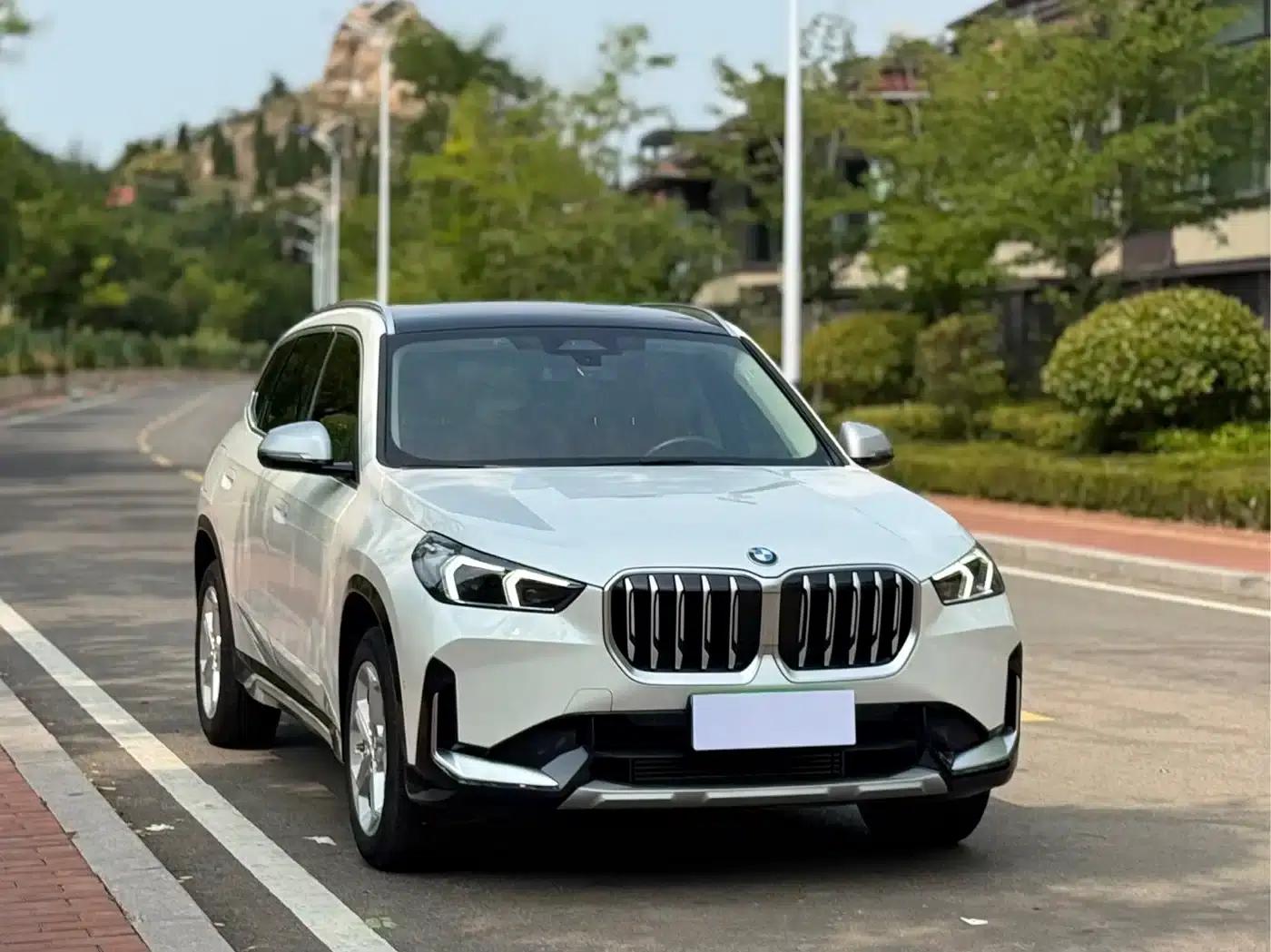 2023 BMW X1 sDrive20Li X Design Package — миниатюра 3