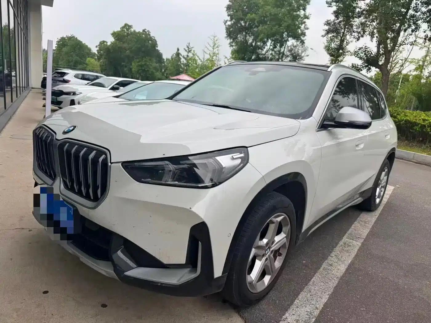 2023 BMW X1 sDrive20Li X Design Package — миниатюра 1