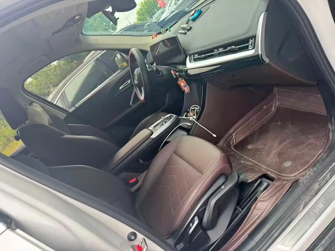 2023 BMW X1 sDrive20Li X Design Package — миниатюра 4