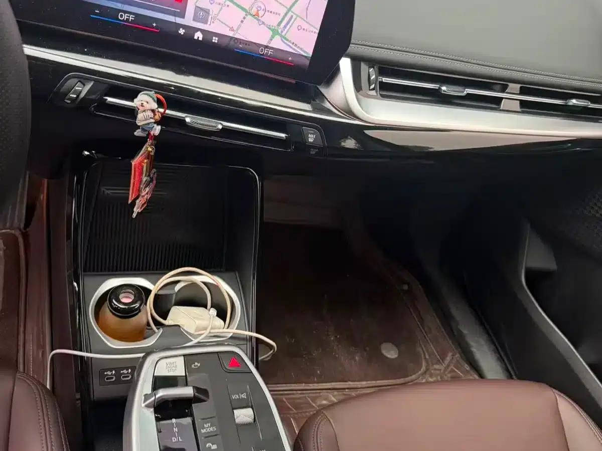 2023 BMW X1 sDrive20Li X Design Package — миниатюра 8