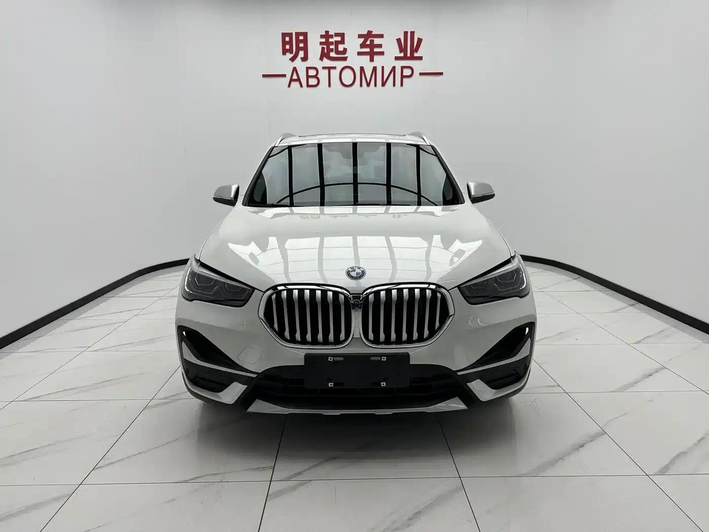 BMW X1 2022 sDrive20Li Premium — миниатюра 2