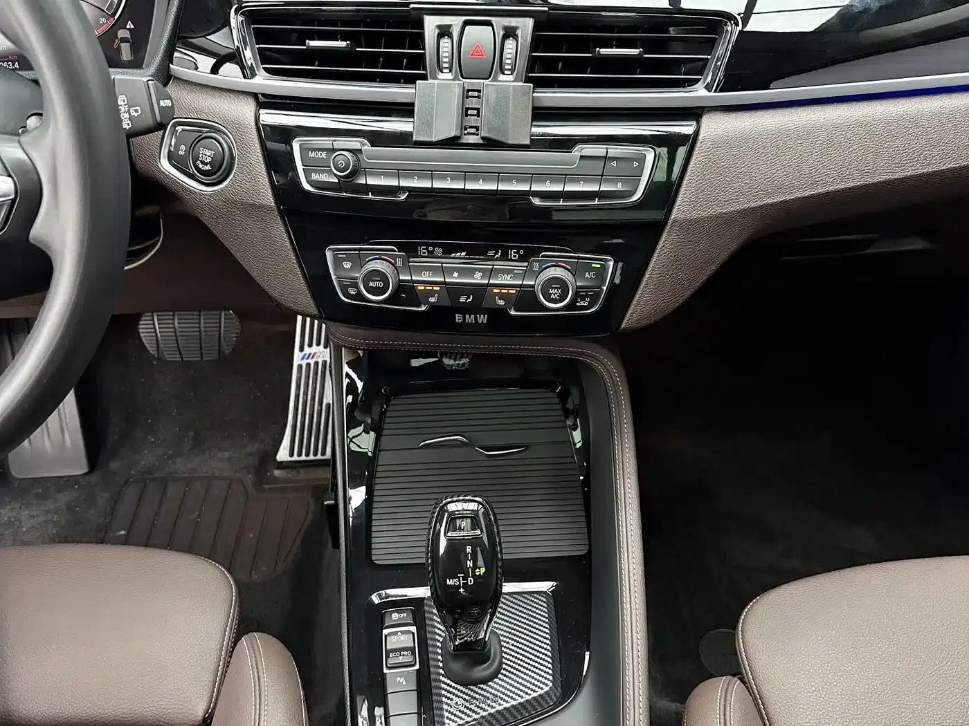 BMW X1 2022 sDrive20Li Premium — миниатюра 14