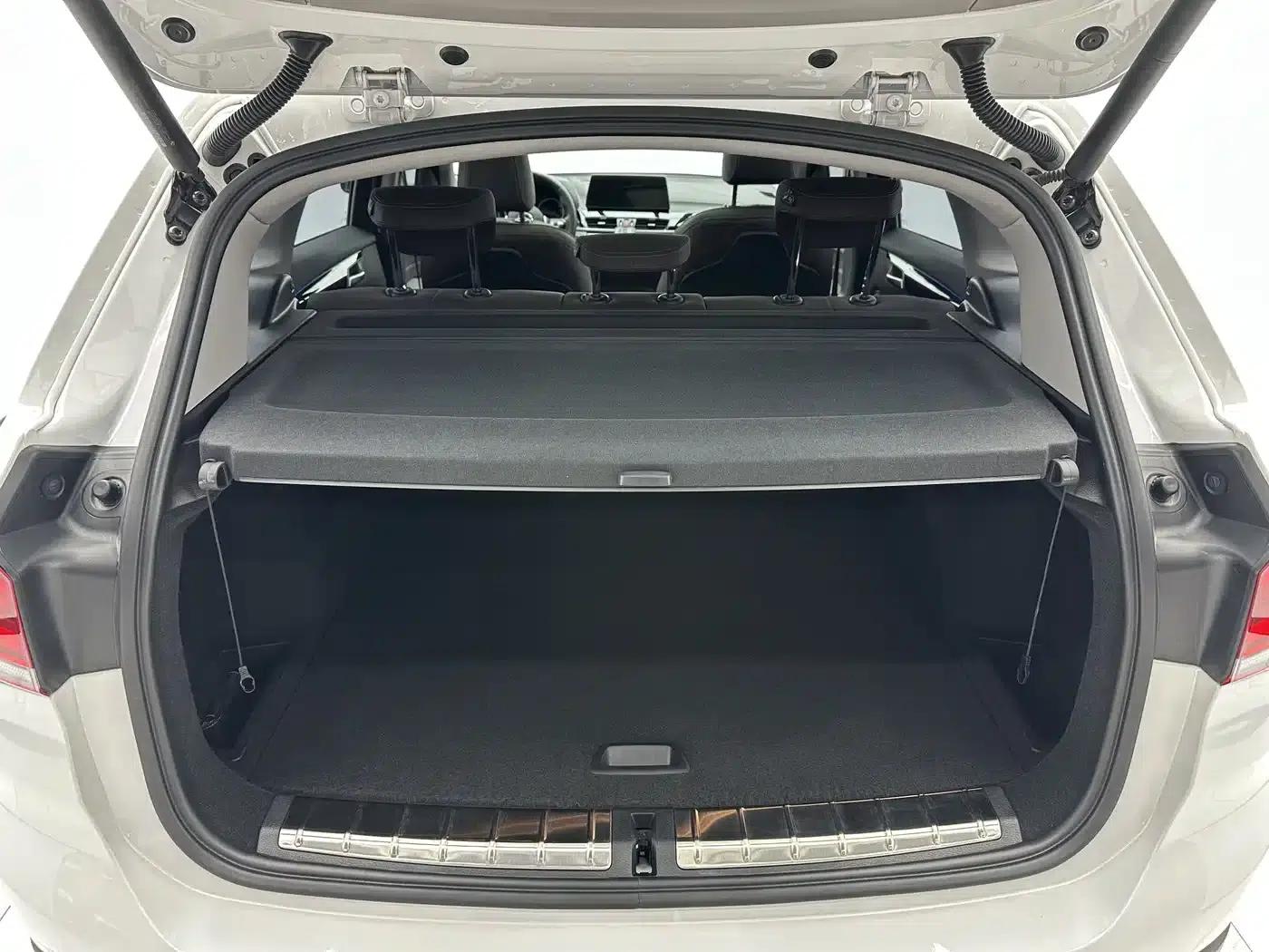 BMW X1 2022 sDrive20Li Premium — миниатюра 16