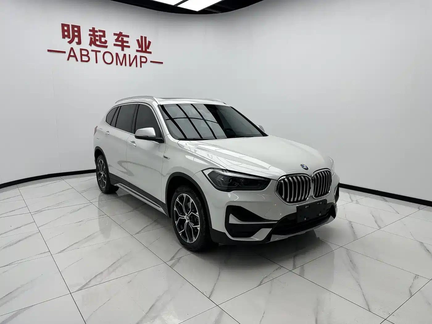BMW X1 2022 sDrive20Li Premium — миниатюра 3
