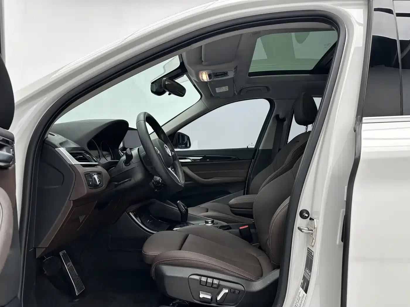 BMW X1 2022 sDrive20Li Premium — миниатюра 5
