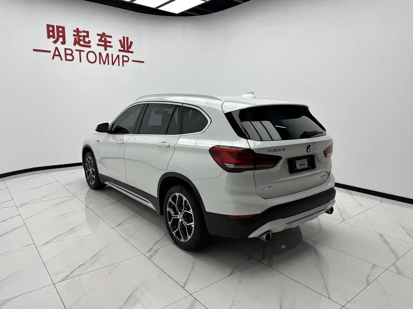 BMW X1 2022 sDrive20Li Premium — миниатюра 8