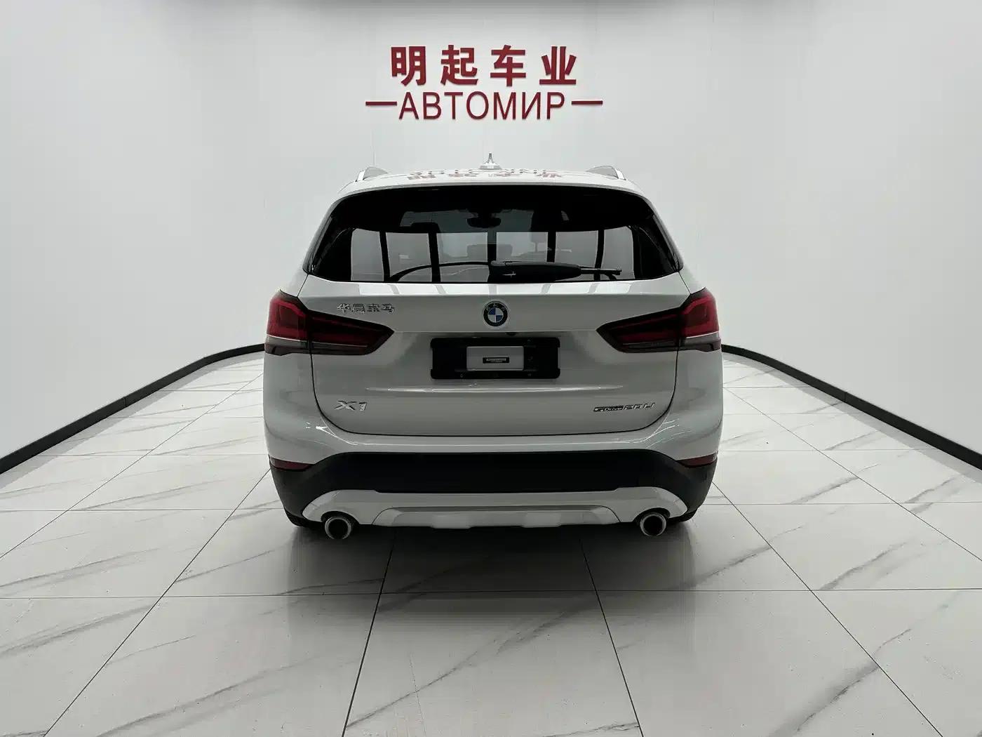 BMW X1 2022 sDrive20Li Premium — миниатюра 10