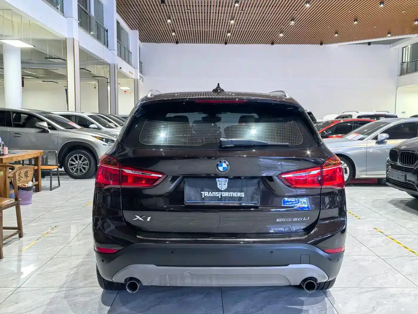 BMW X1 2019 sDrive20Li Leading Edition — миниатюра 5