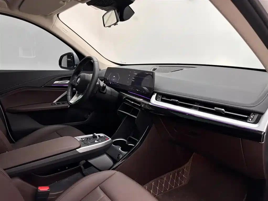 2023 BMW X1 sDrive25Li X Design Package — миниатюра 11