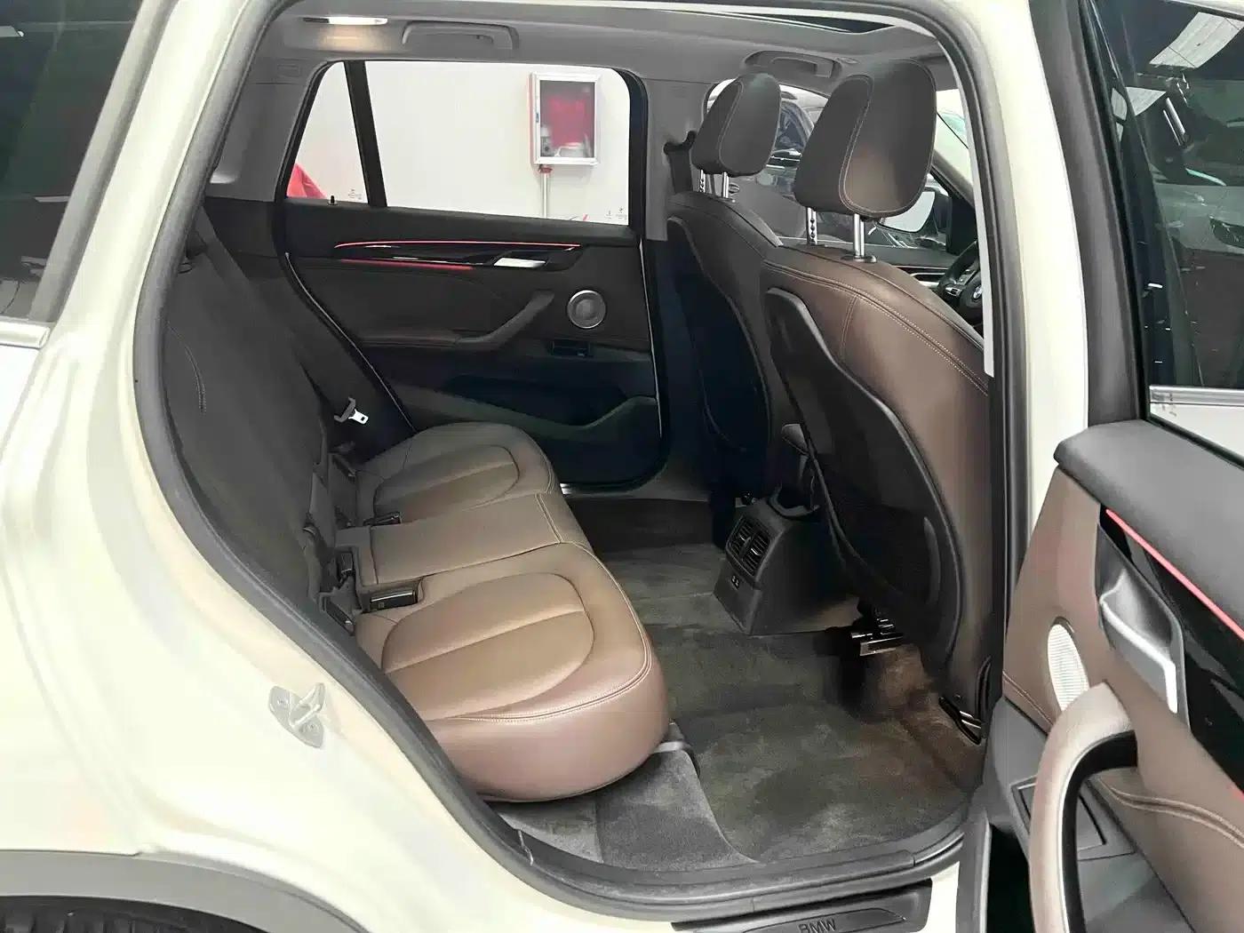 BMW X1 2022 sDrive20Li Premium — миниатюра 12