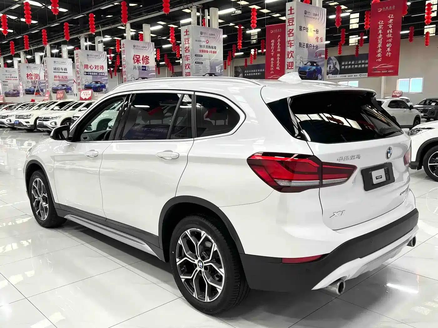 BMW X1 2022 sDrive20Li Premium — миниатюра 4