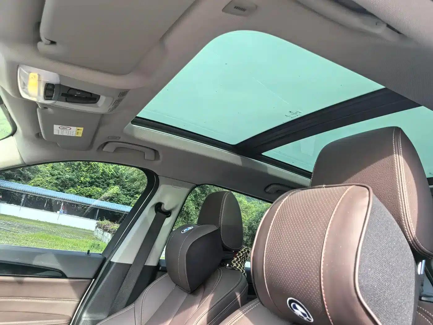 BMW X1 2022 sDrive25Li Leading Edition — миниатюра 11